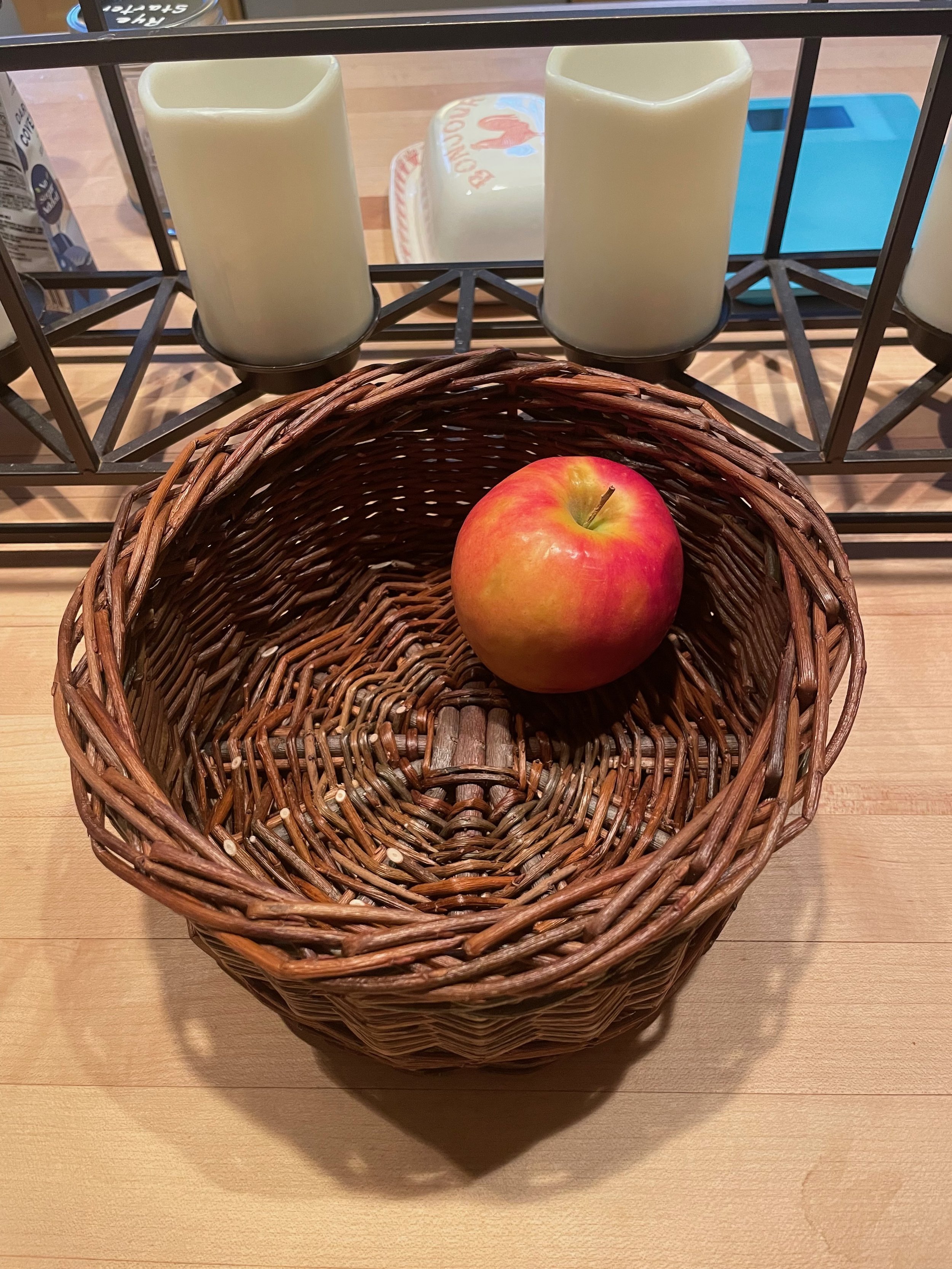 Fruit basket