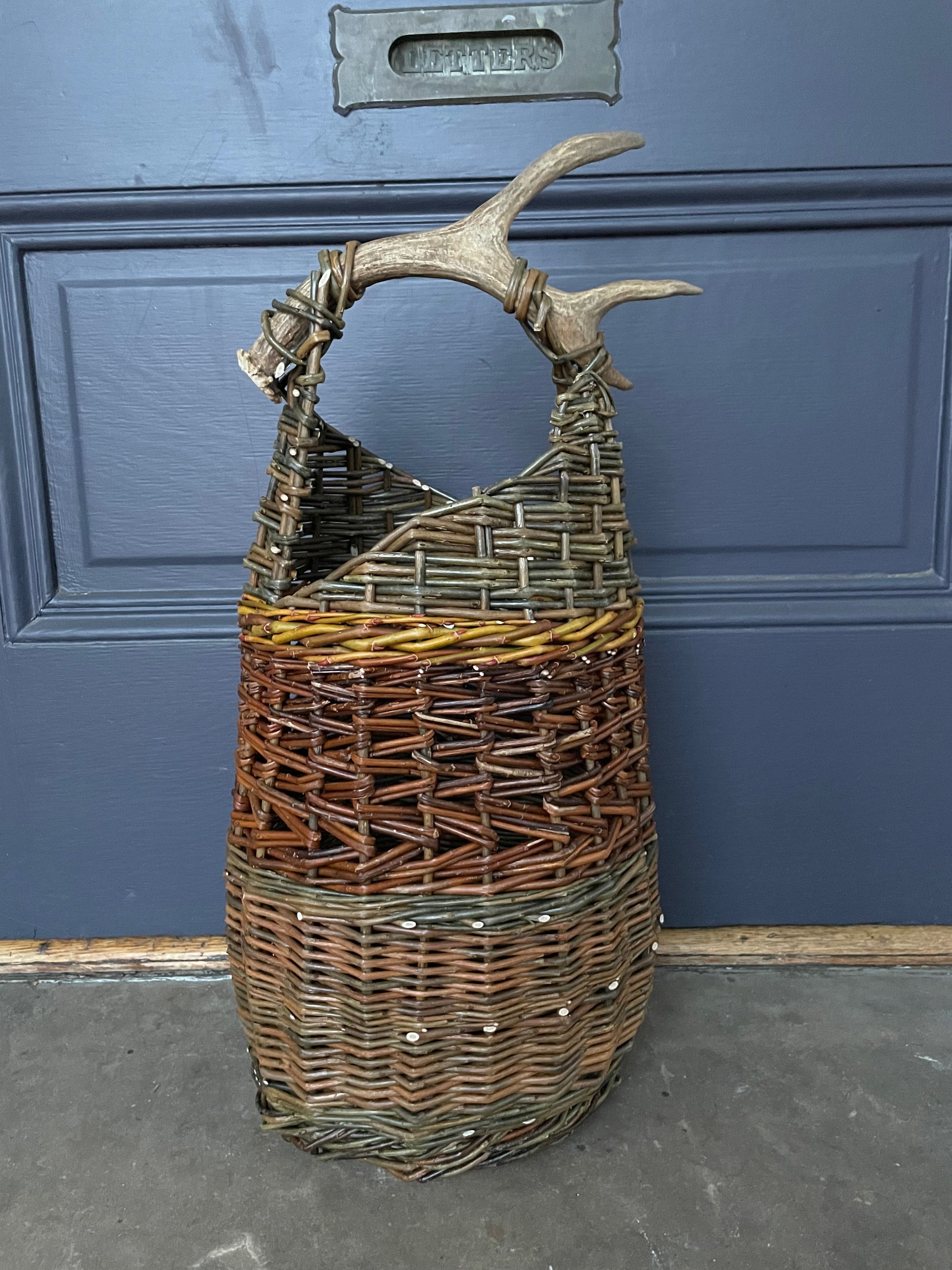 Zig zag Asymmetrical basket w/ deer antler
