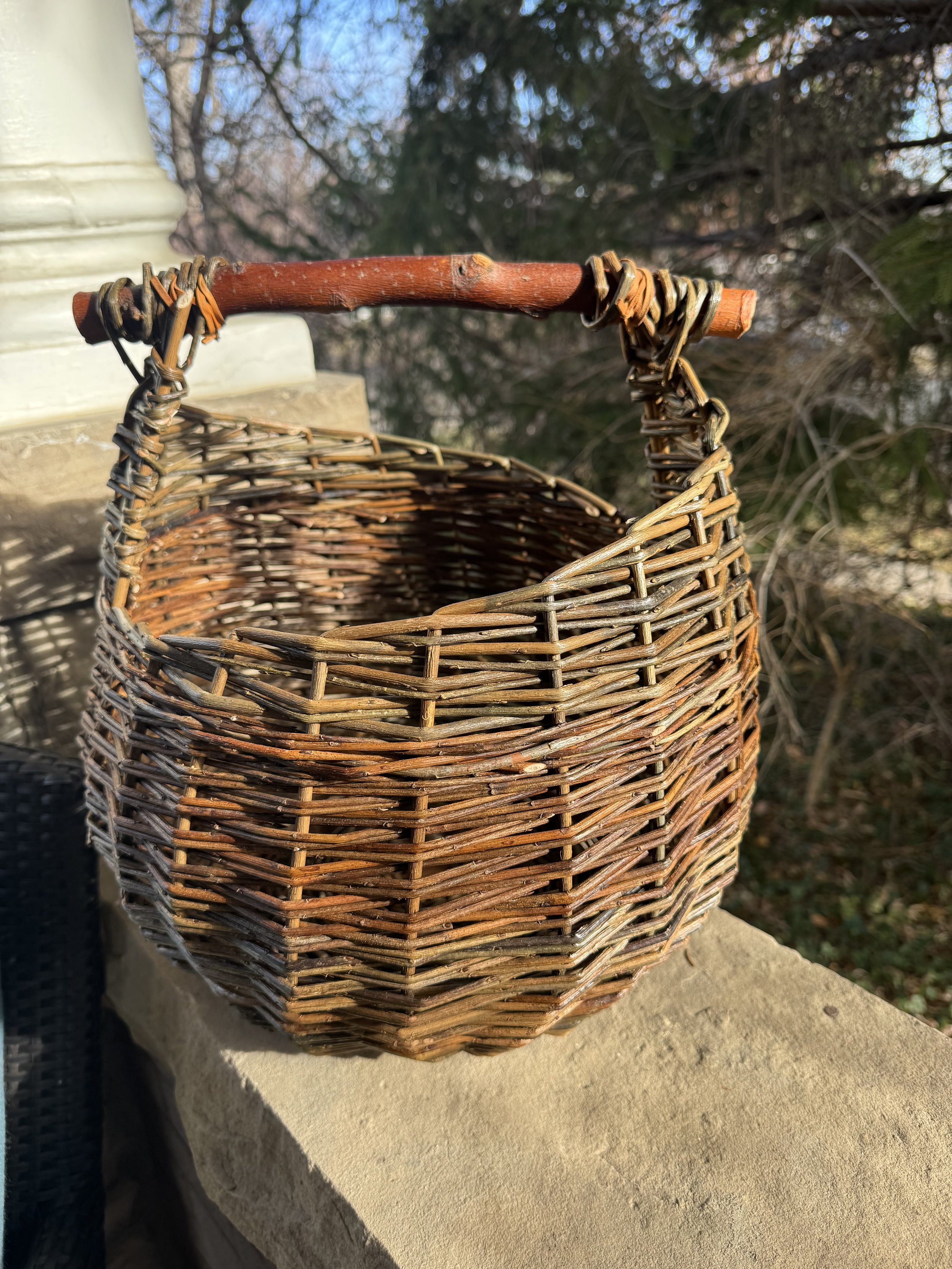 Asymmetrical willow basket w/ Cherry Handle and leather straps