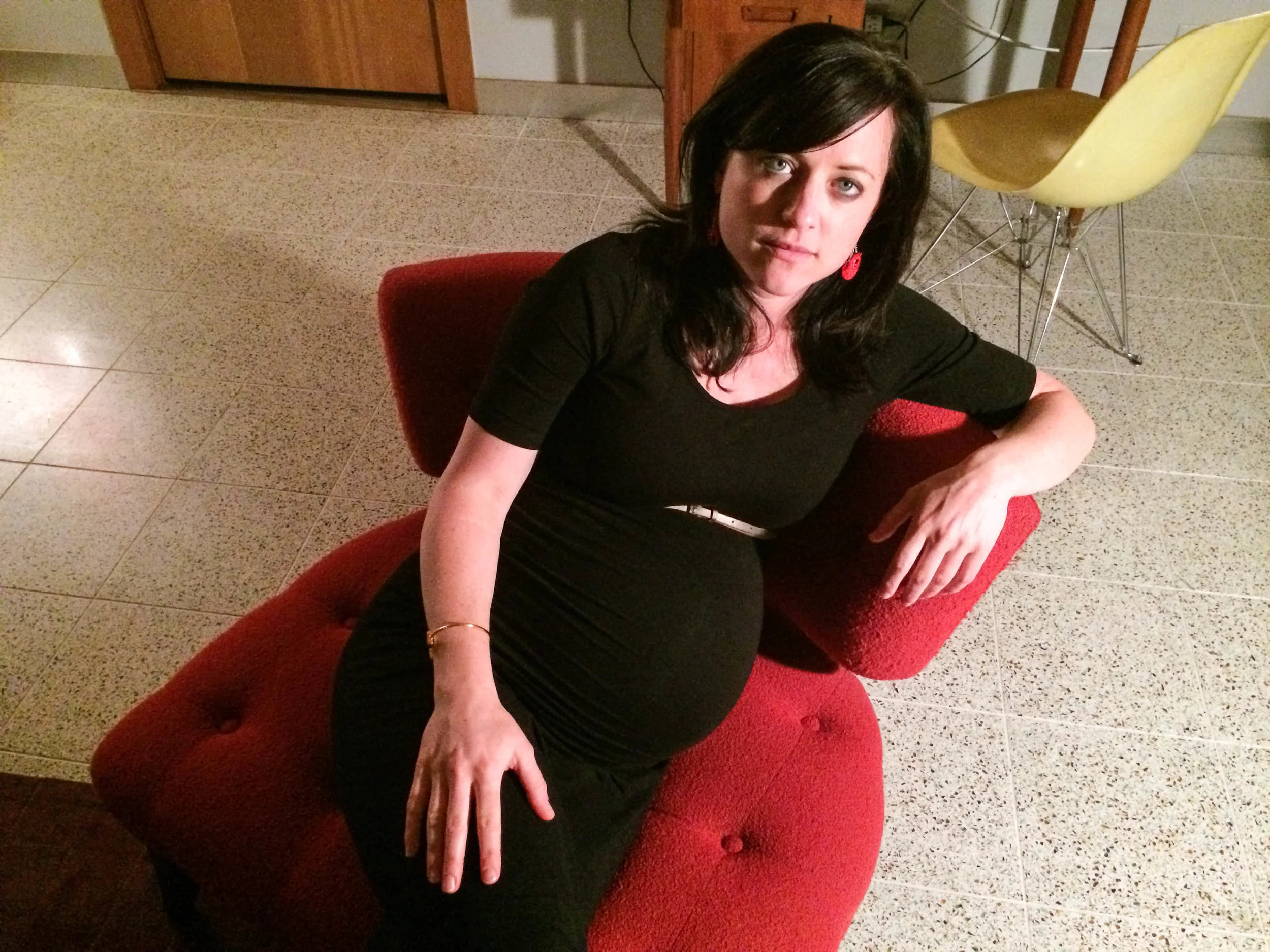 emily pregnant03.jpg