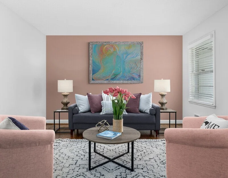 Comfy_fully_furnished_living_room.jpg