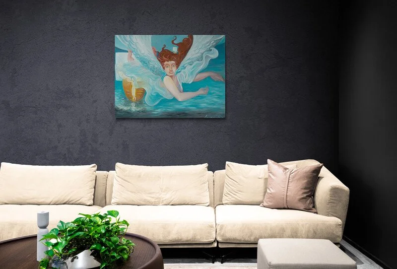 Long_comfy_sofa_in_living_room.jpg