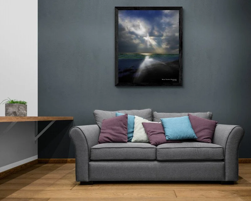 Comfy_sofa_in_living_room_corner.jpg