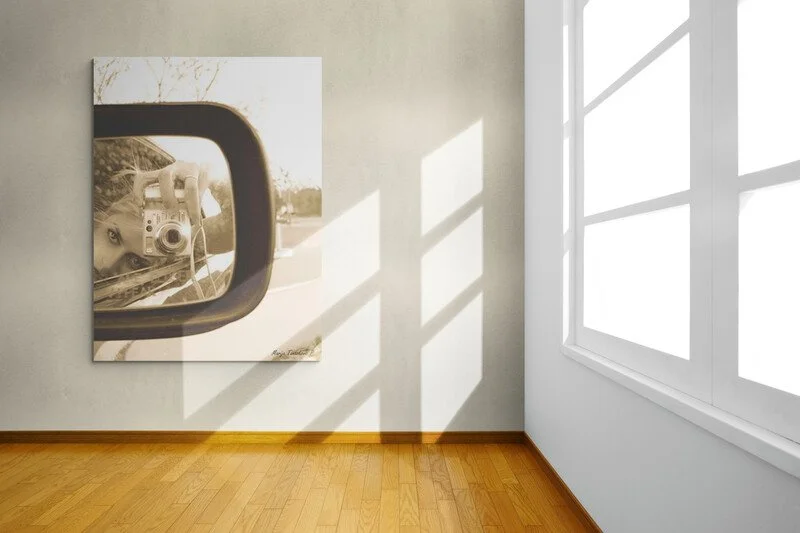 Morning_light_illuminating_interior_wall.jpg