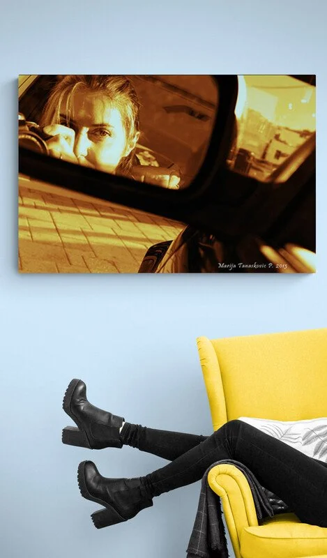 Carefree_female_lying_on_armchair.jpg