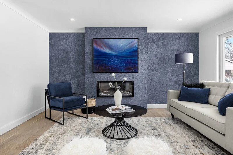 Comfy_modern_living_room_with_fireplace(1).jpg