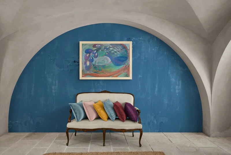 Rustic_interior_with_arched_ceiling.jpg
