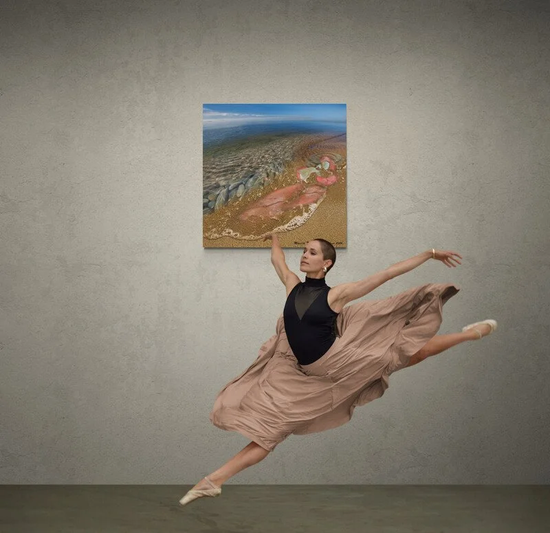 Ballet_dancer_in_studio.jpg