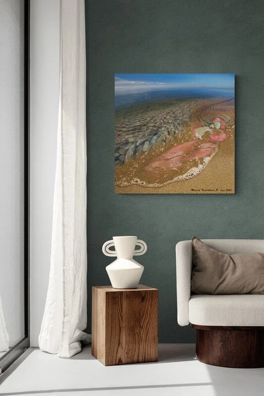 Trendy_vase_and_armchair_next_to_window.jpg