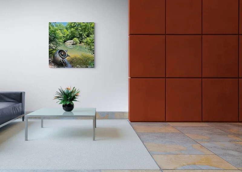 Hotel_lobby_with_ceramic_feature_wall.jpg