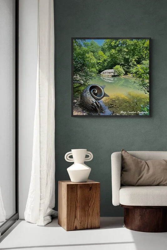 Trendy_vase_and_armchair_next_to_window.jpg