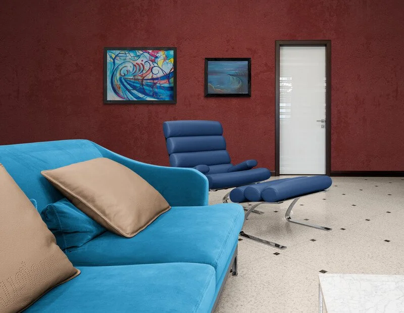 Waiting_room_with_modern_furniture(1).jpg