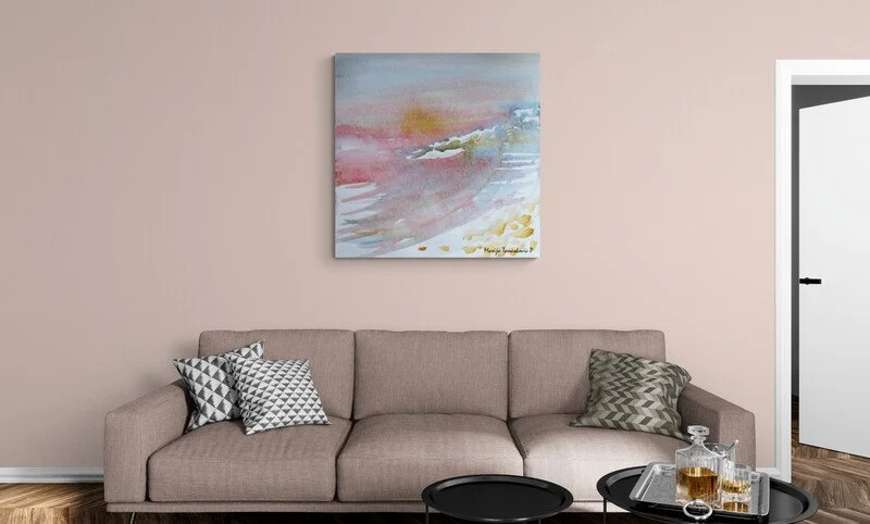 Comfy_sofa_with_drinks_table_in_lounge.jpg