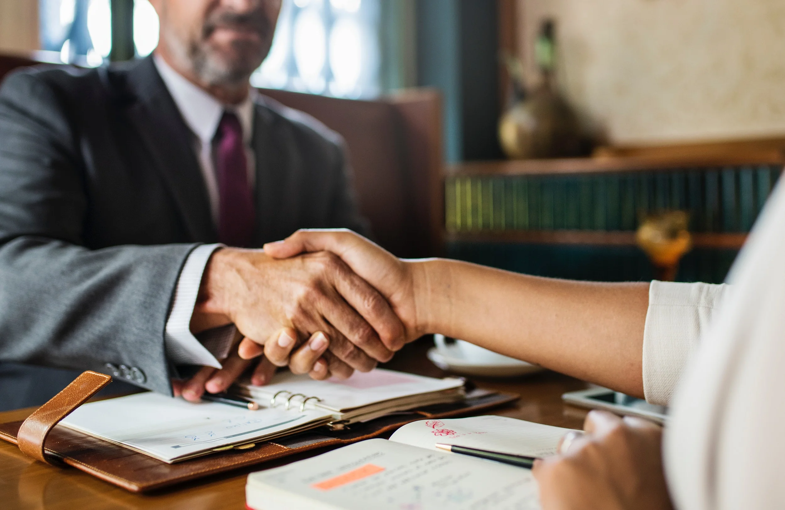 adults-agreement-businessman-1056553.jpg