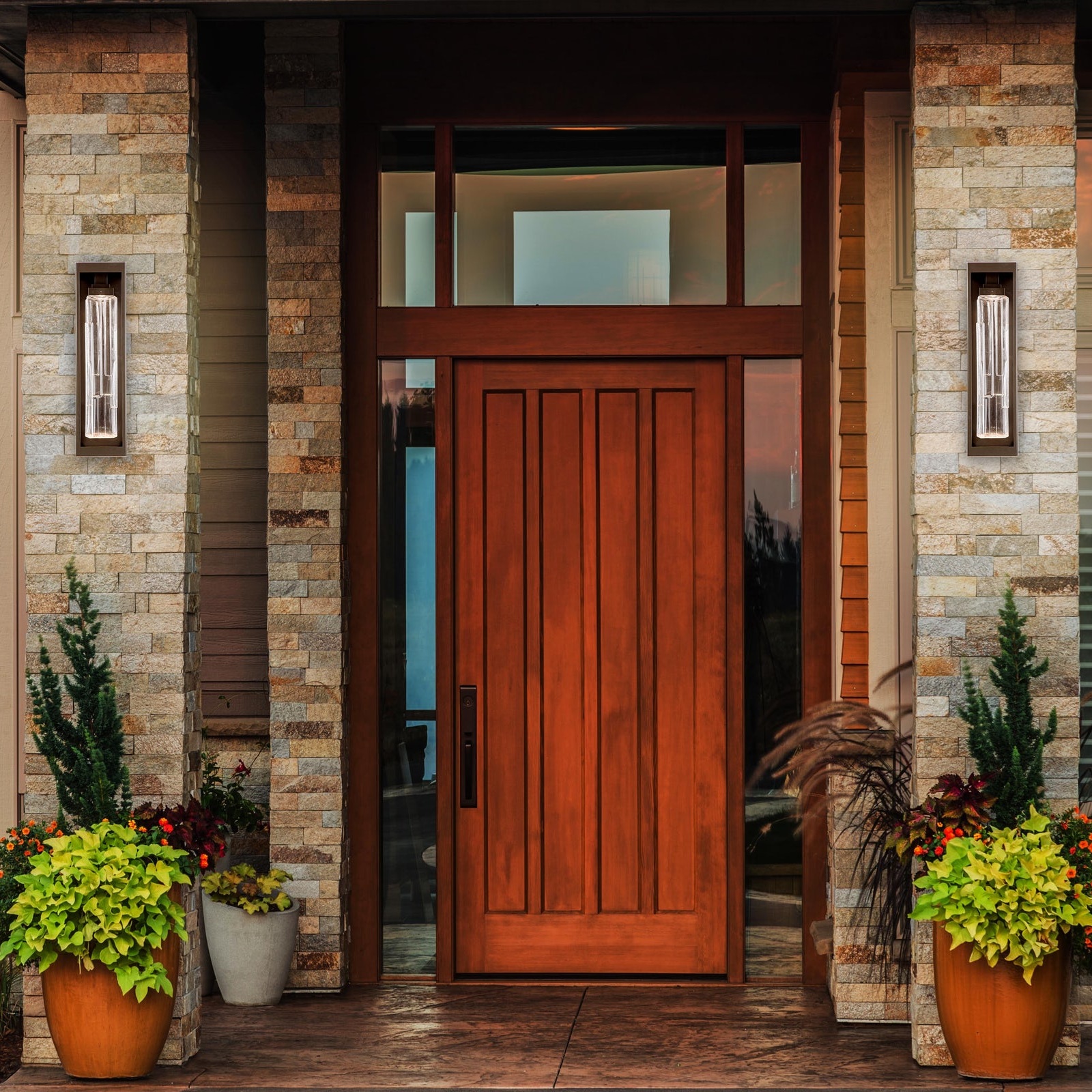 Master Class: All About Decorative Outdoor Lighting