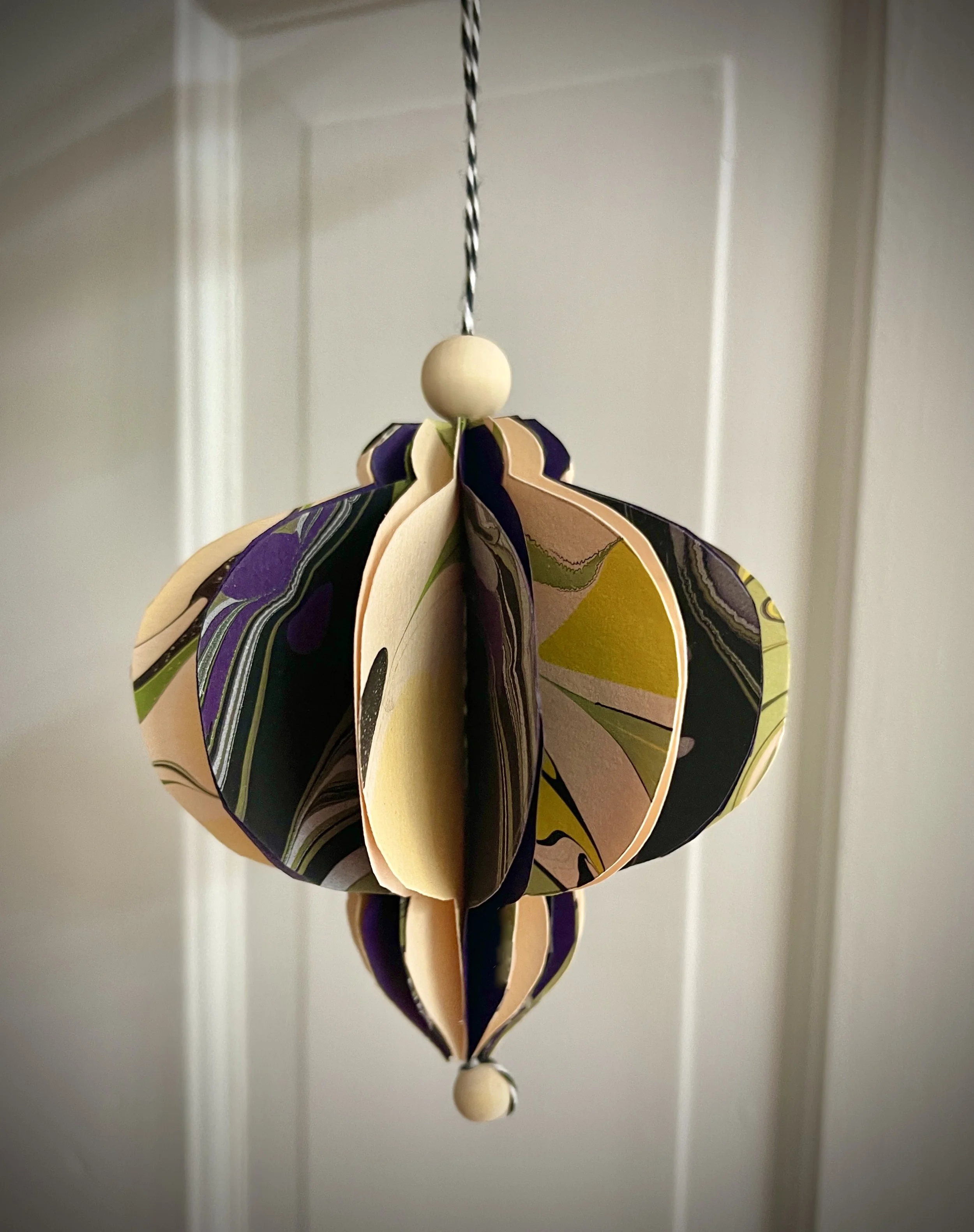 Paper Sculpture: The Holiday Edition!