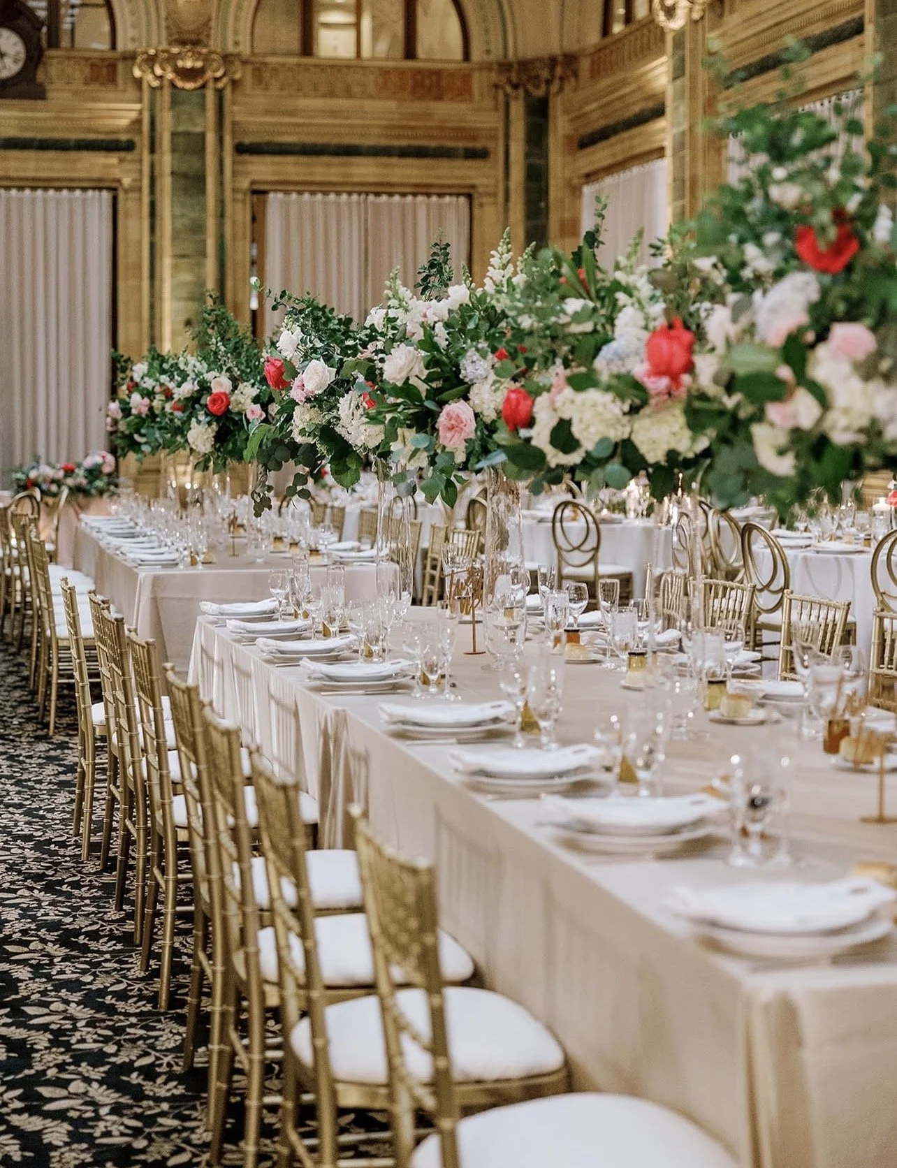 Lush greenery and modern romantic floral centerpieces for a wedding in Pittsburgh designed by a Pittsburgh wedding florist.