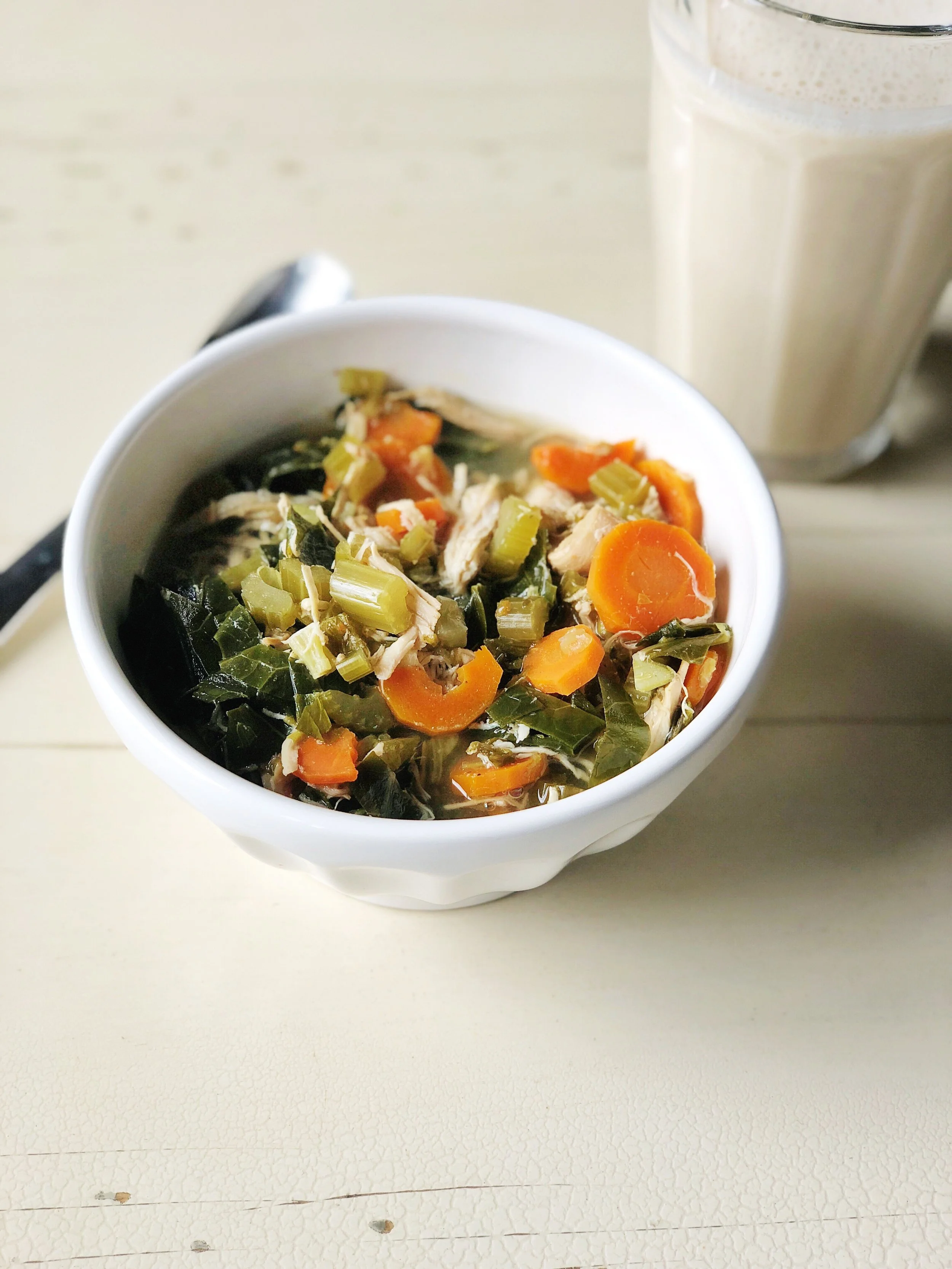 Easy Crock Pot Chicken & Veggie Soup