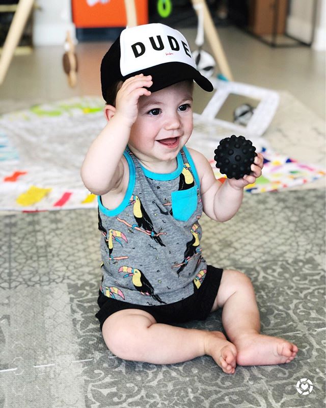 ☀️ DUDE!!! Yesterday was sweltering in Chicago and it got me thinking that I need a stroller fan for Mister Ford! Anyone else in the market for one??
🛍 To shop this cute baby hat company, the stroller fans you guys recommended, Ford&rsquo;s favorite