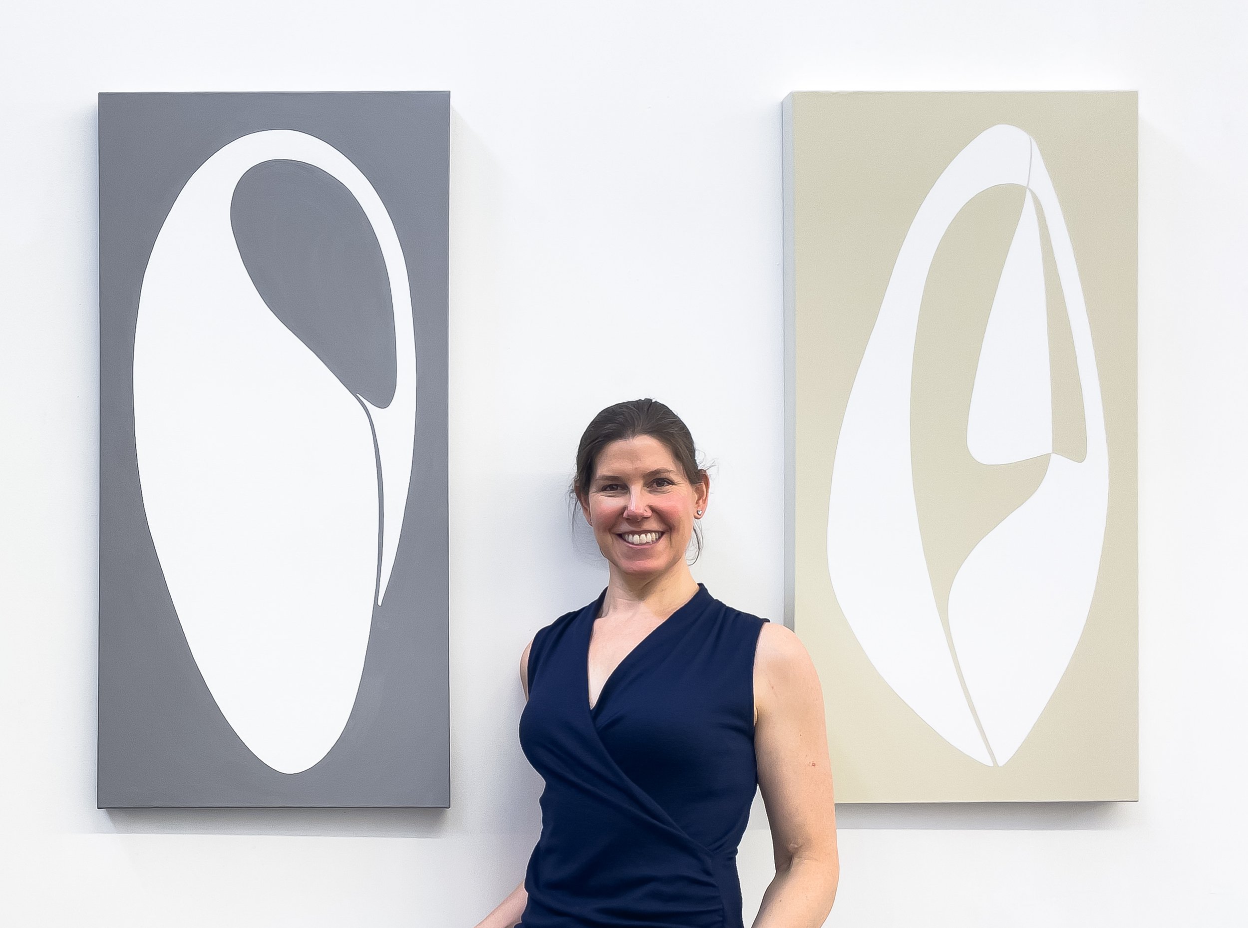 2 kate-wilson-artist-with-into-the-everything-proof-is-in-the-pudding-crop-glare-removed.jpg