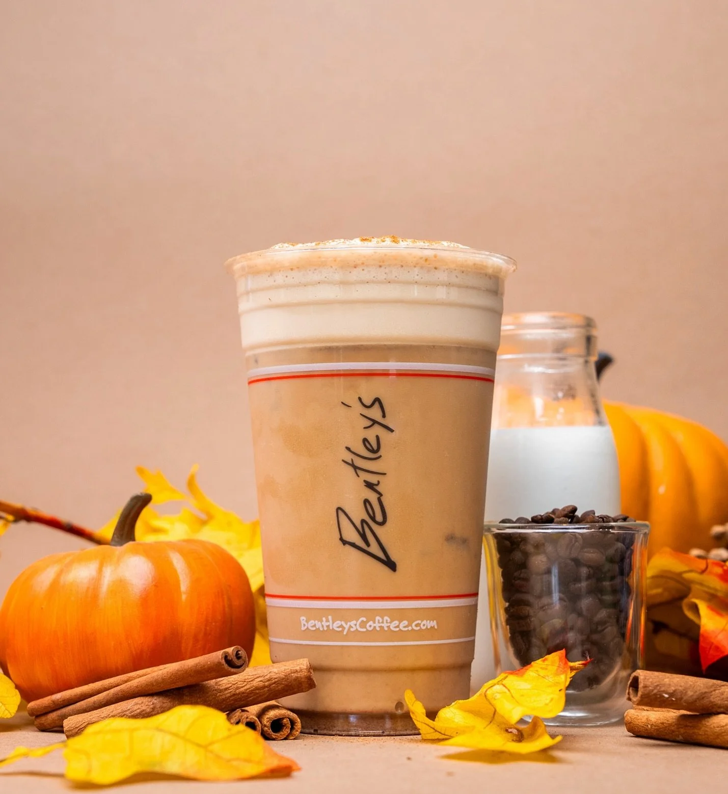 Fall is calling&hellip; and we&rsquo;re answering, with Pumpkin Cold Brew. 🎃✨ Smooth cold brew meets our house-made harvest pumpkin puree, crafted right here at Bentley&rsquo;s. 😌
Top with cold foam for an extra creamy treat!! Available NOW! 🧡