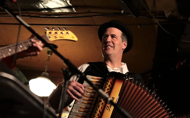 KEXP Exclusive Interview: Krist Novoselić Climbs Again with Giants in the Trees