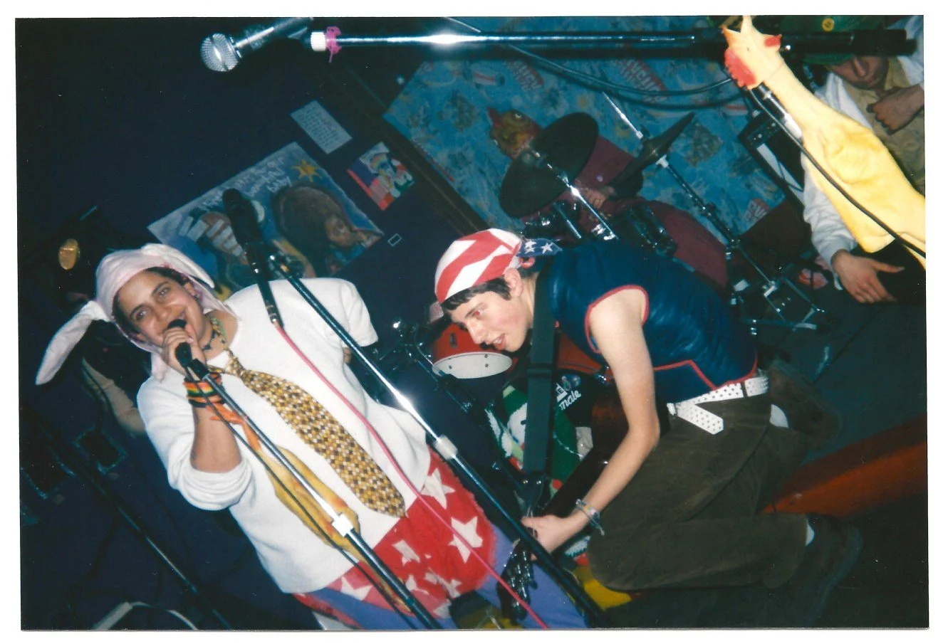 The Moldy Peaches Tell Their ‘Origin Story’ With Forthcoming Release