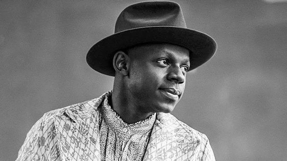 Ondara is Healing Through New Songs