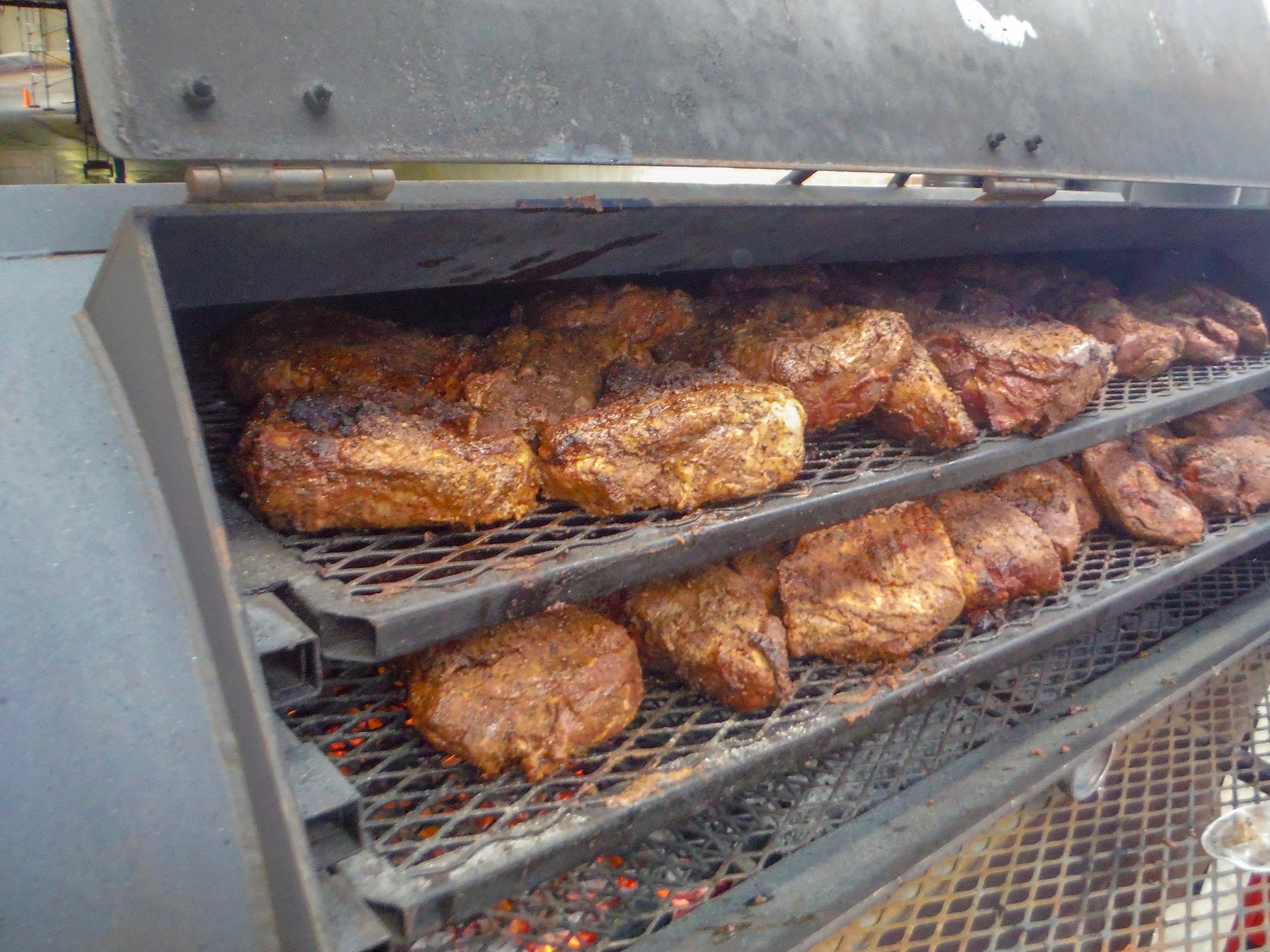 Delicious BBQ Brisket &amp; Tri Tip 