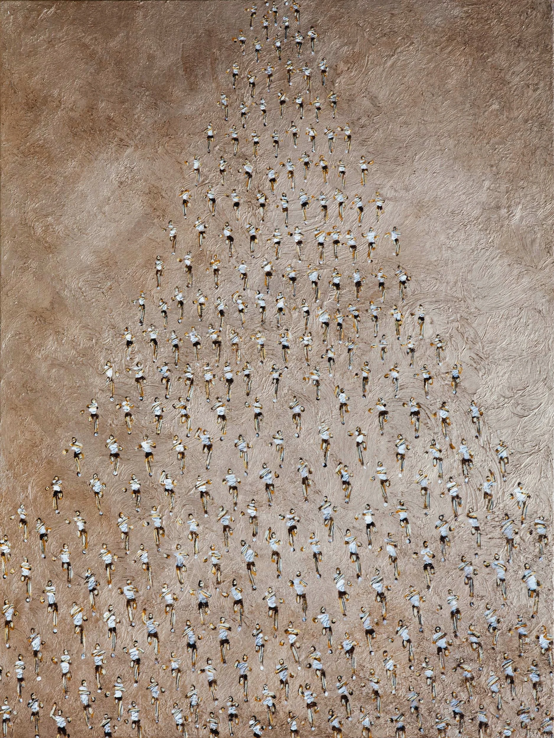 667 Warm Silver Marathon Pyramid