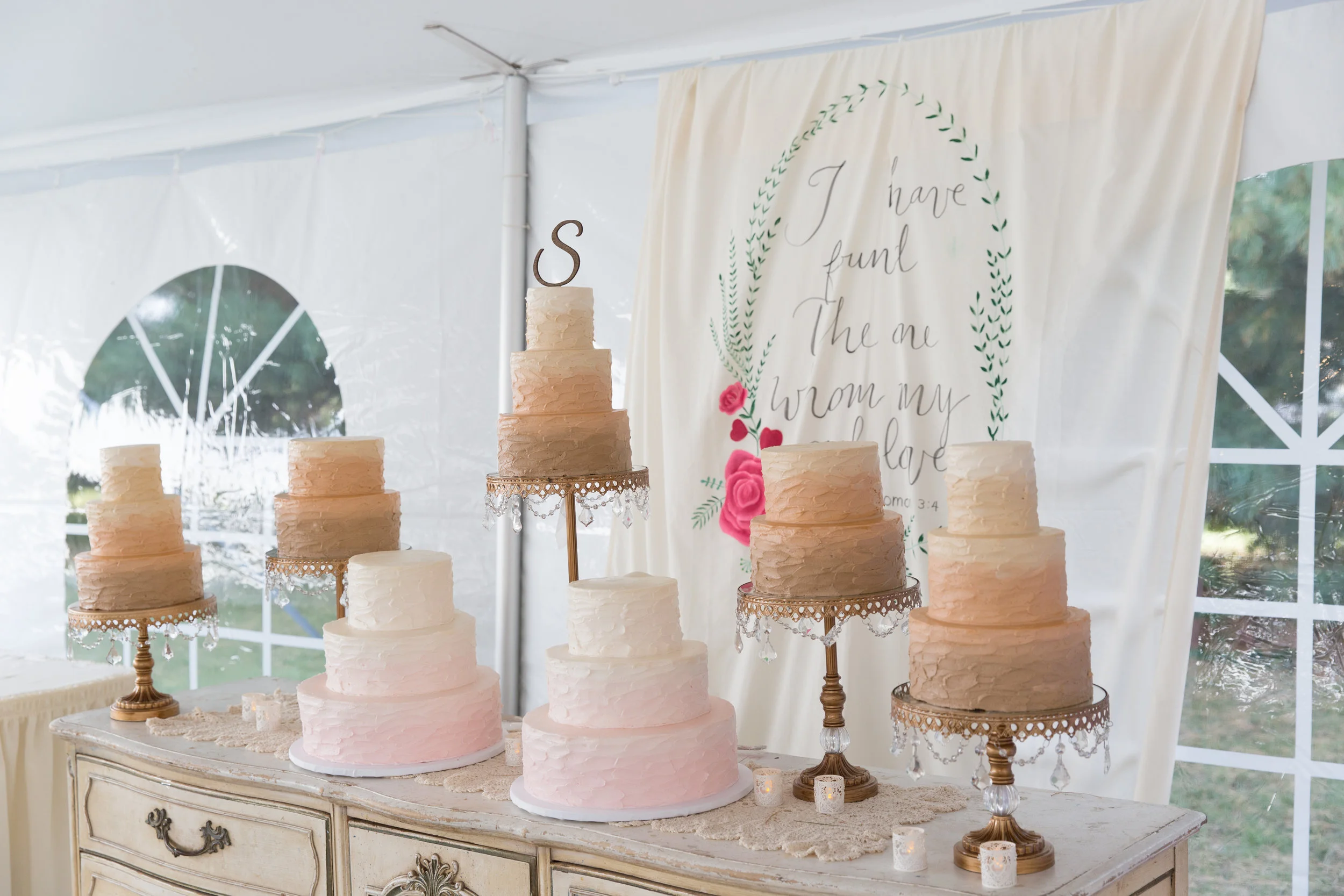 three tiered wedding cakes