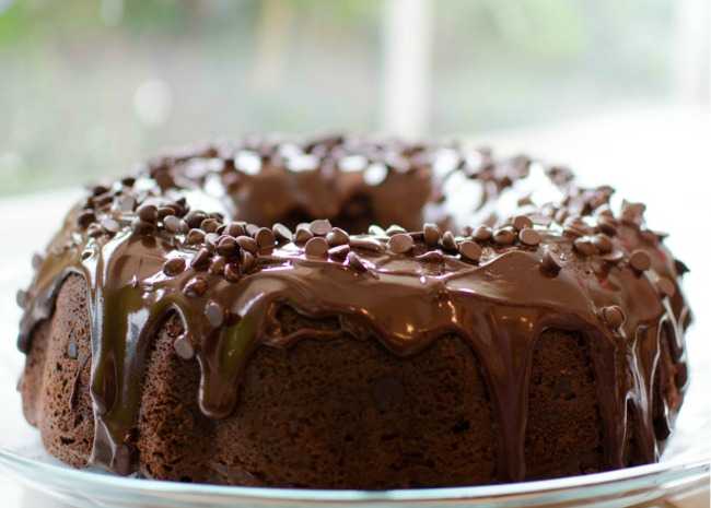 7 Ways to Make a Box Mix Cake Taste Homemade