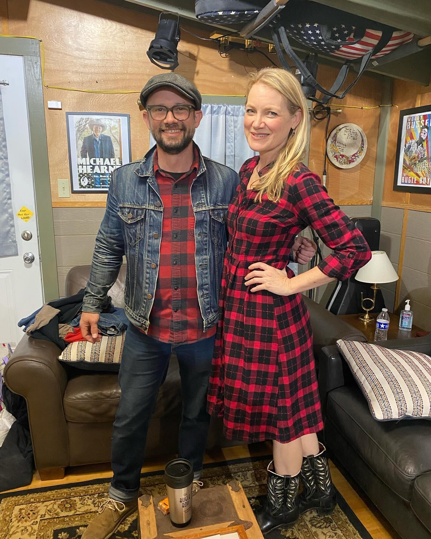 We did not check to see what the other was wearing tonight and ended up looking like a country lumberjack duo tonight. @scottyd1975 
(&ldquo;I&rsquo;m not changing! You change!&rdquo;)