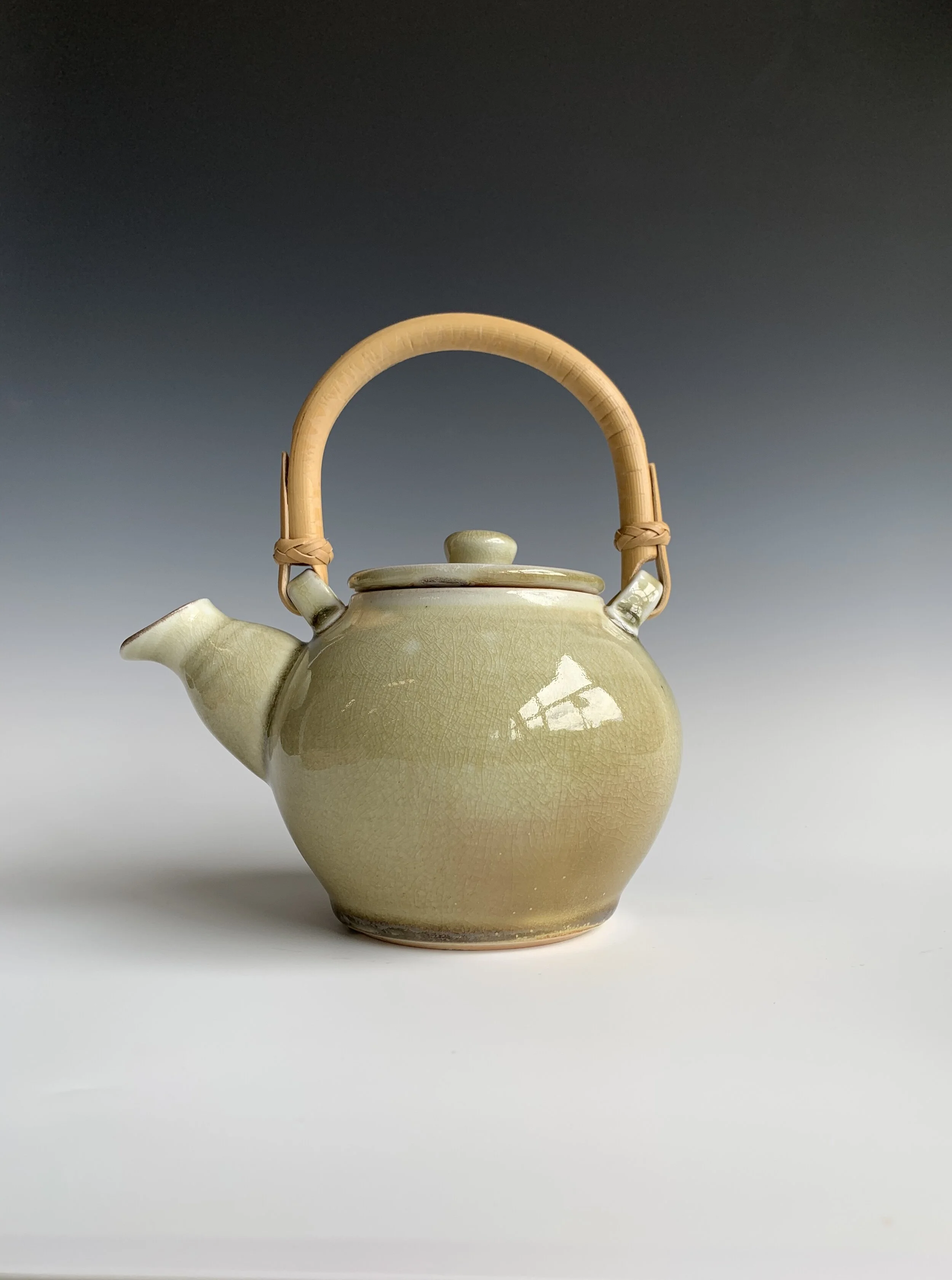 Salt fired teapot  |  Dana Veltman