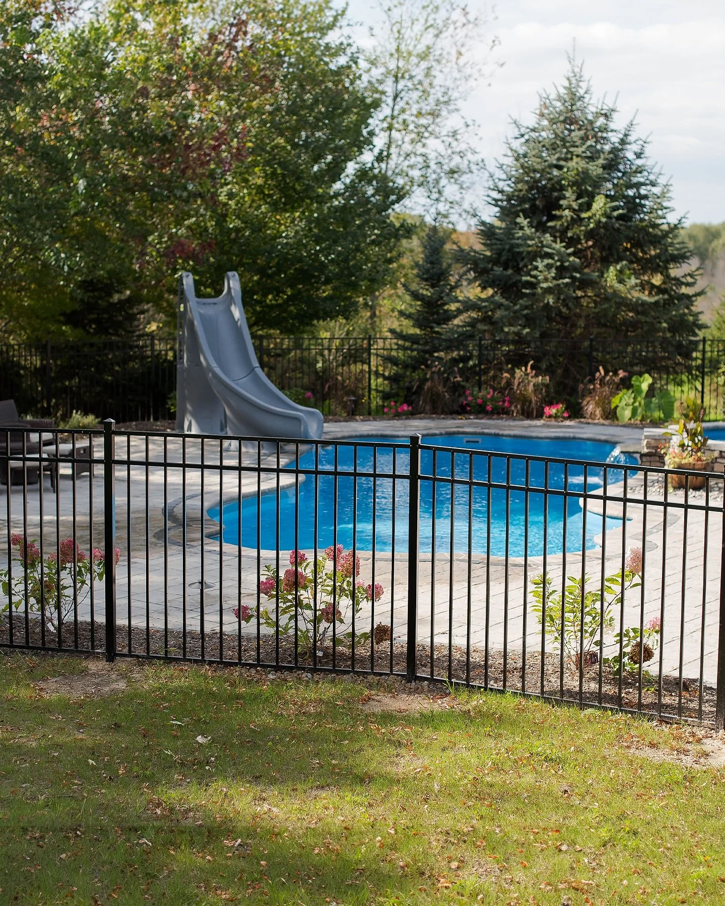 Ready to build your entire backyard without juggling five contractors? Oasis isn’t just a pool company. We’re a design-build team that specializes in creating outdoor spaces around luxurious pools. We manage your whole backyard project fr