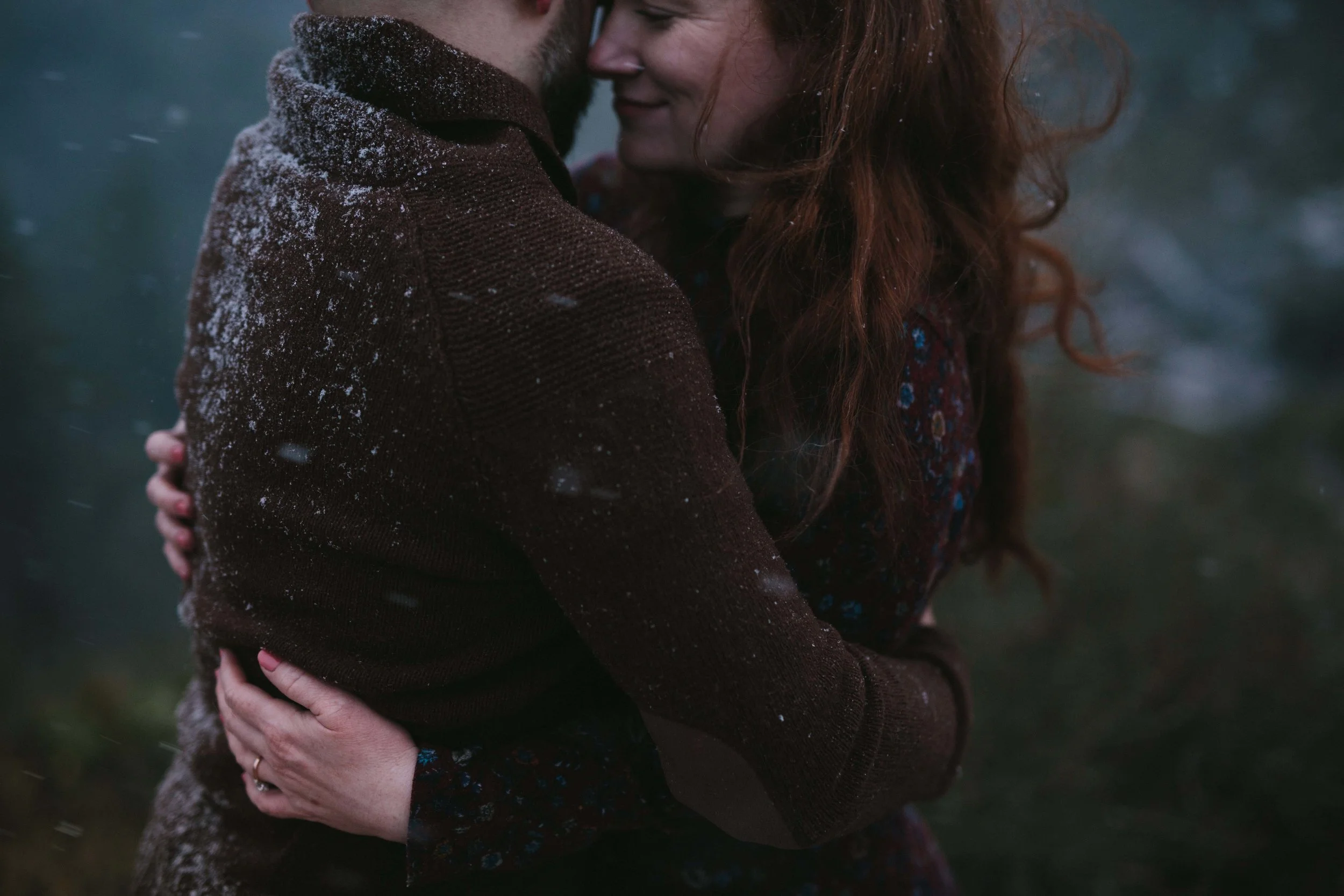 angelescrestforestengagementsession.jpg