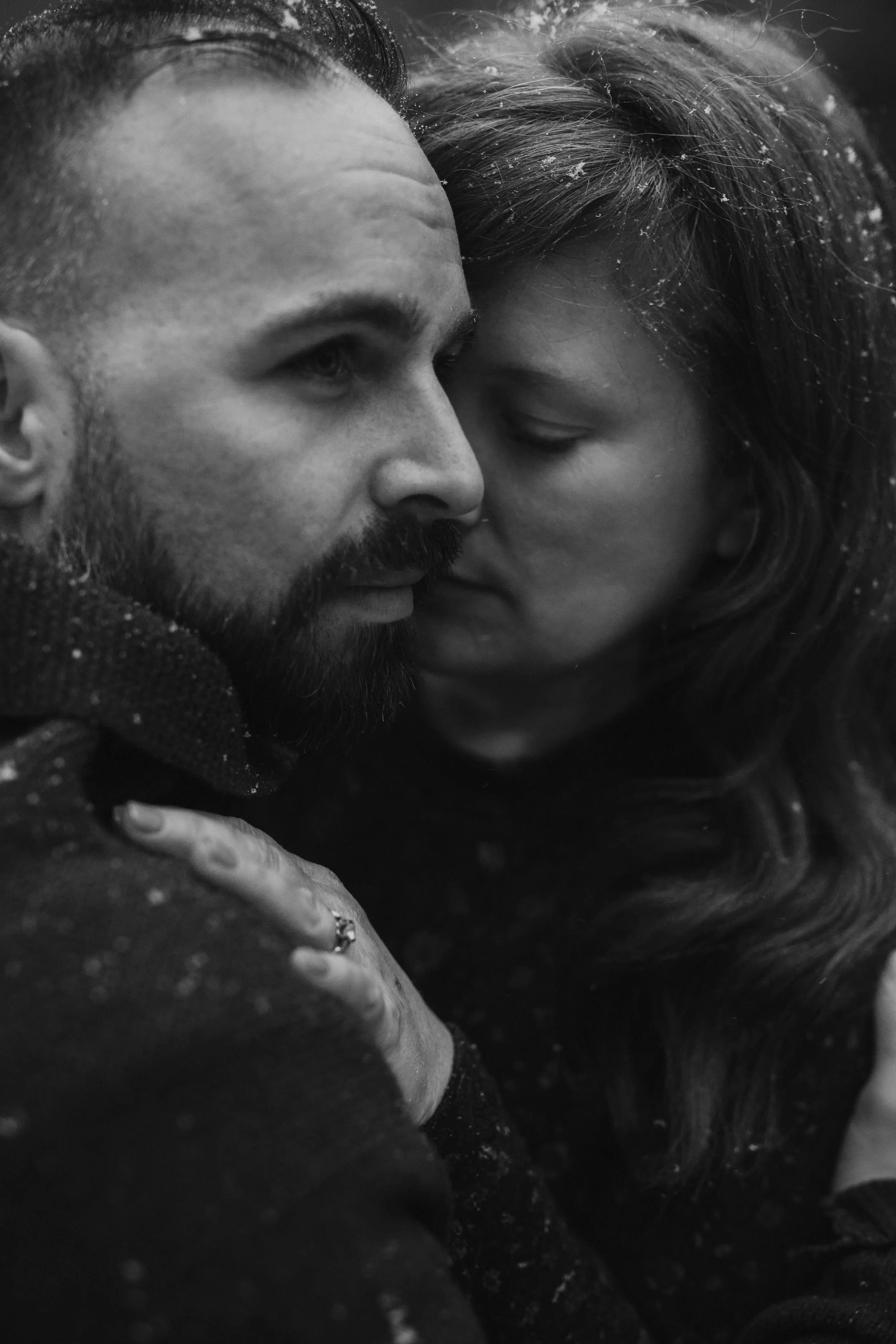 angelescrestforestengagementsession.jpg