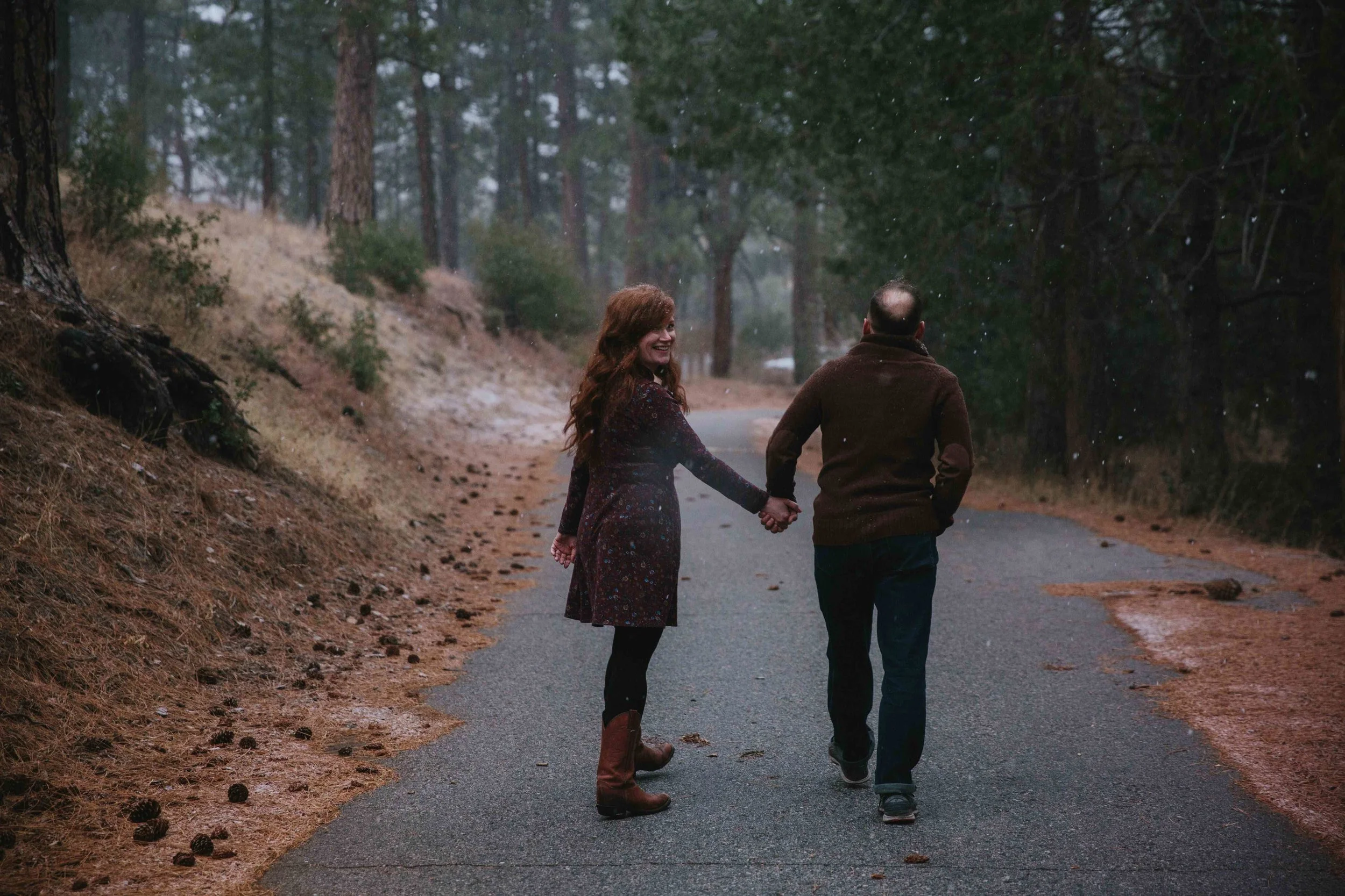 angelescrestforestengagementsession.jpeg