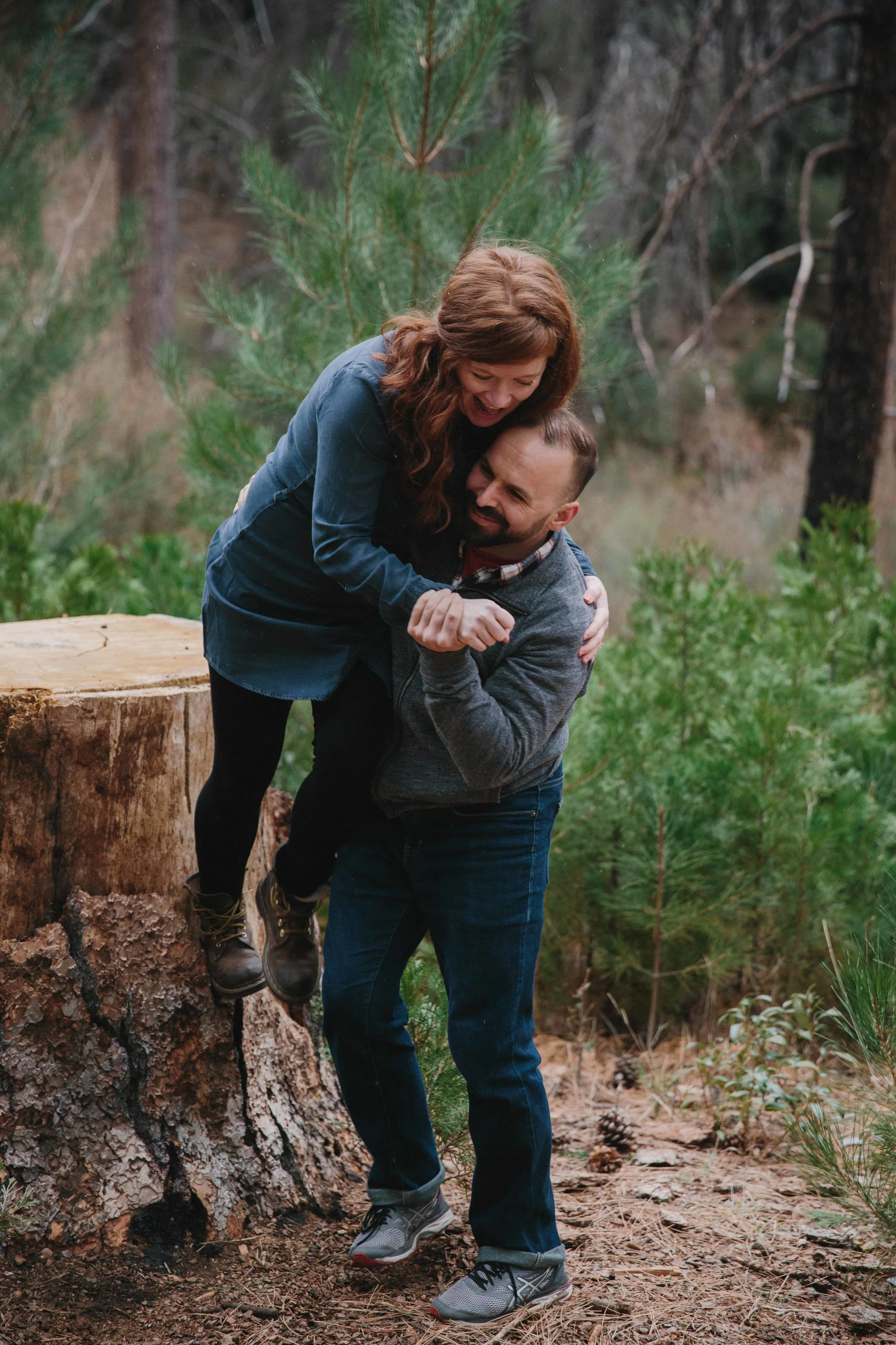 angelescrestforestengagementsession.jpeg