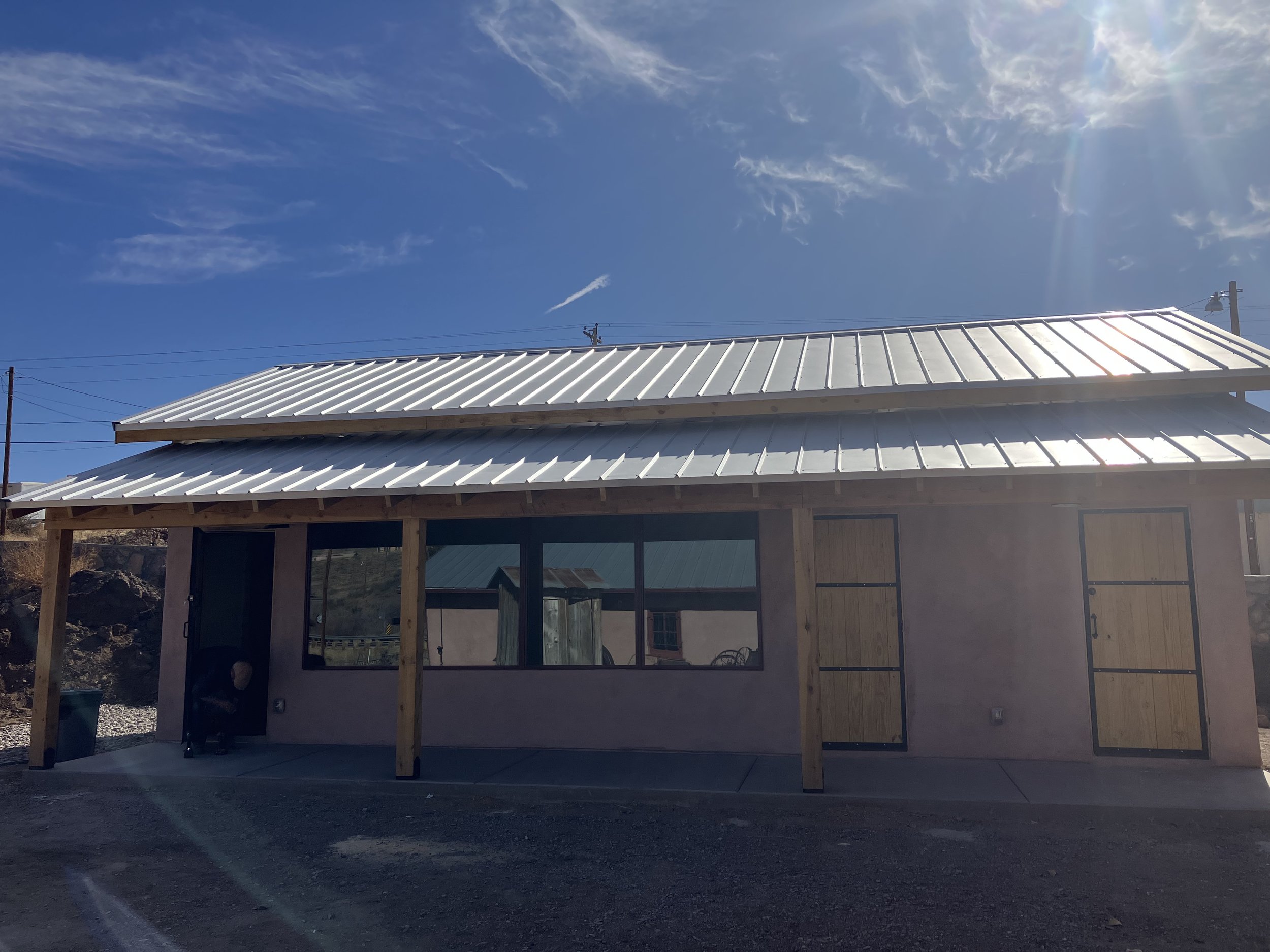 Mountain Pride Coachhouse exterior