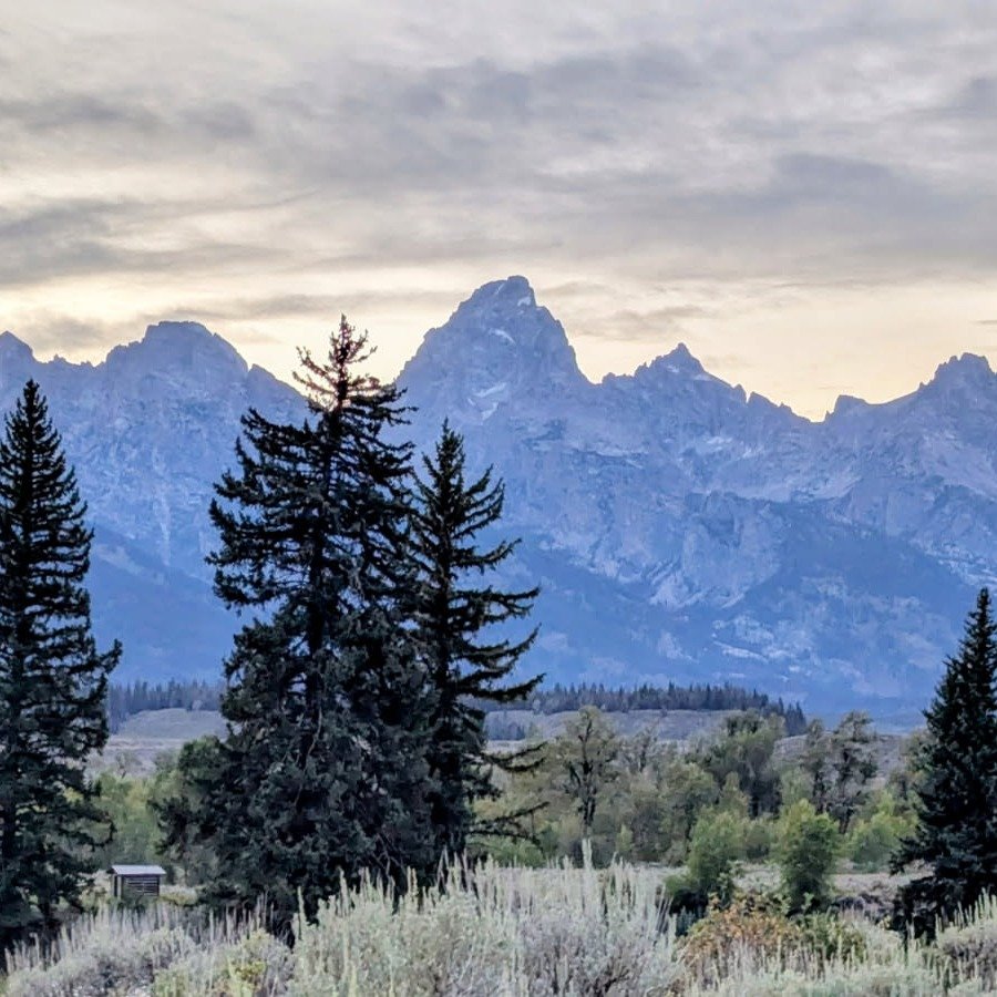 There is no place like the Grand Tetons! Gal pals road trip to Jackson and Moose, Wy, this past week. Stayed right on the Snake River - rented Ebikes, kayaks, floated the river, ate loads of great food, went horse riding and more. This is some of the