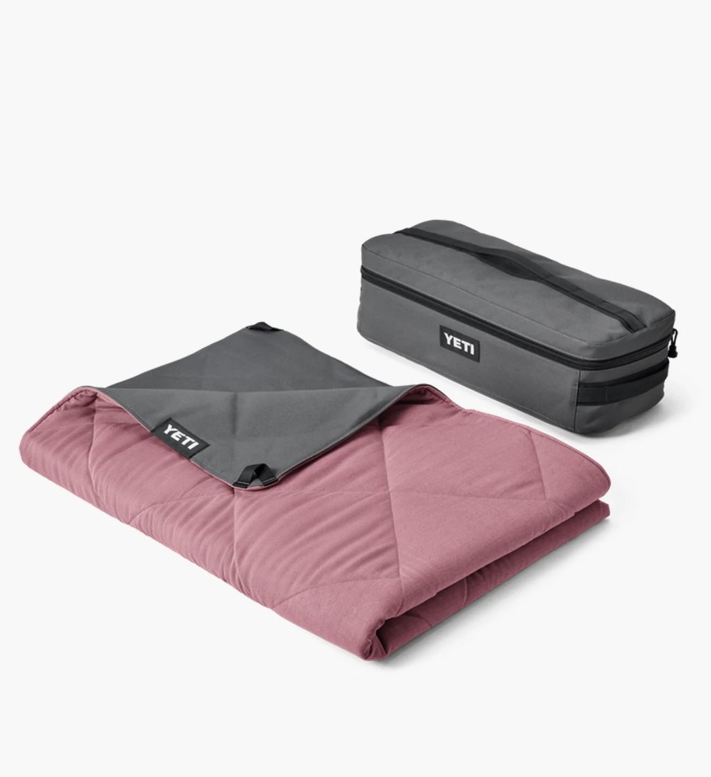 YETI FIRESIDE RED LOWLANDS BLANKET
