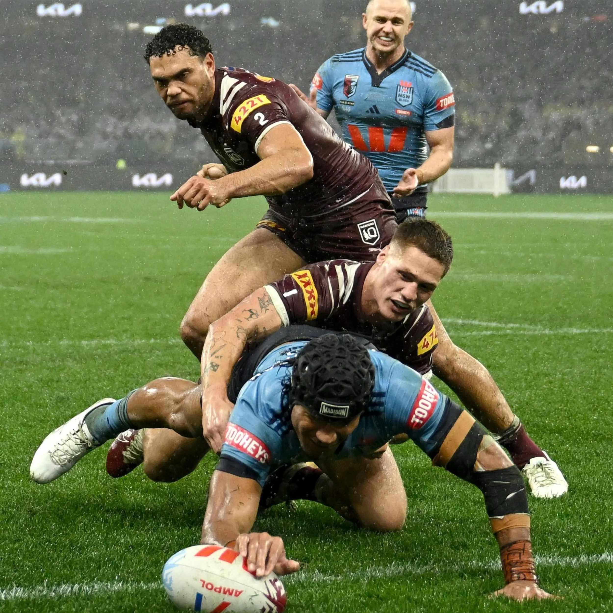 One sleep to go 🔥💙 There&rsquo;s nowhere better to watch State of Origin than Double Bay&rsquo;s Home of Sport - The Oak, and we&rsquo;re going all in for 2026 💥 

Three games. Big screens in every corner. A pub roaring with every try, every tackl