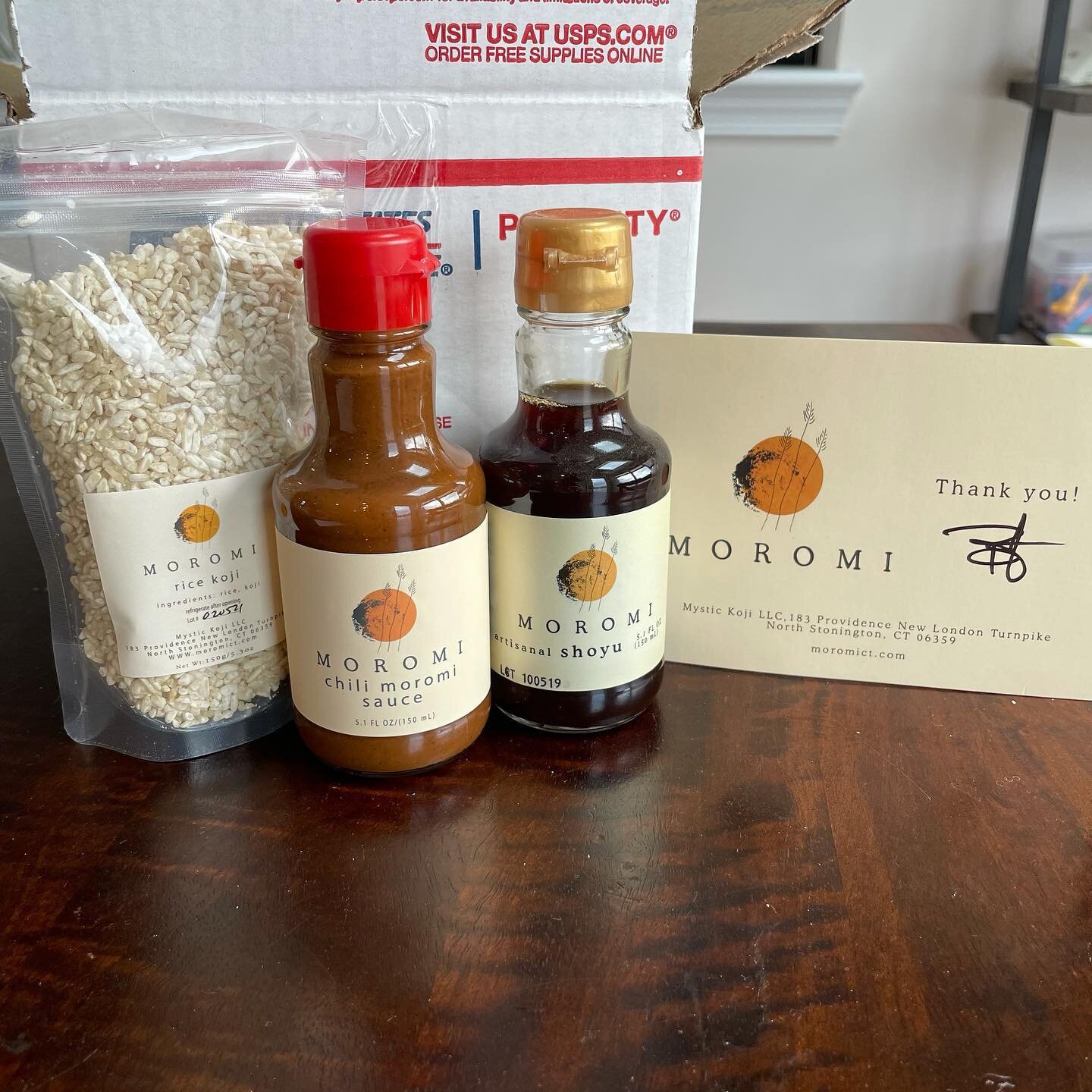 Does everyone get as excited as I do when you get soy sauce in the mail? 
Because you should.
Especially if it&rsquo;s from @moromi.ct and @bob.florence ❤️❤️❤️
.
.
#kojibuildscommunity #love #fermentedfoods #fermentation #vestabbq #koji #rice #restau
