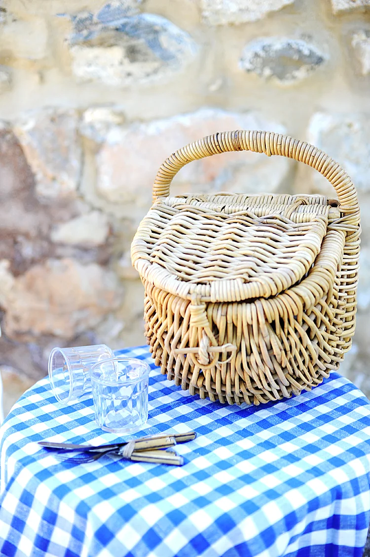 Vintage French Country Picnic Basket — h a v e n · european farmhouse