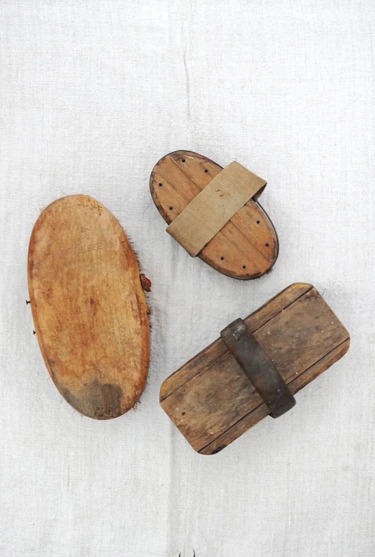 Haven Antiques Sheboygan Wisconsin Antique Equestrian Horse Cleaning Hooves Horseshoe Bristle Brushes