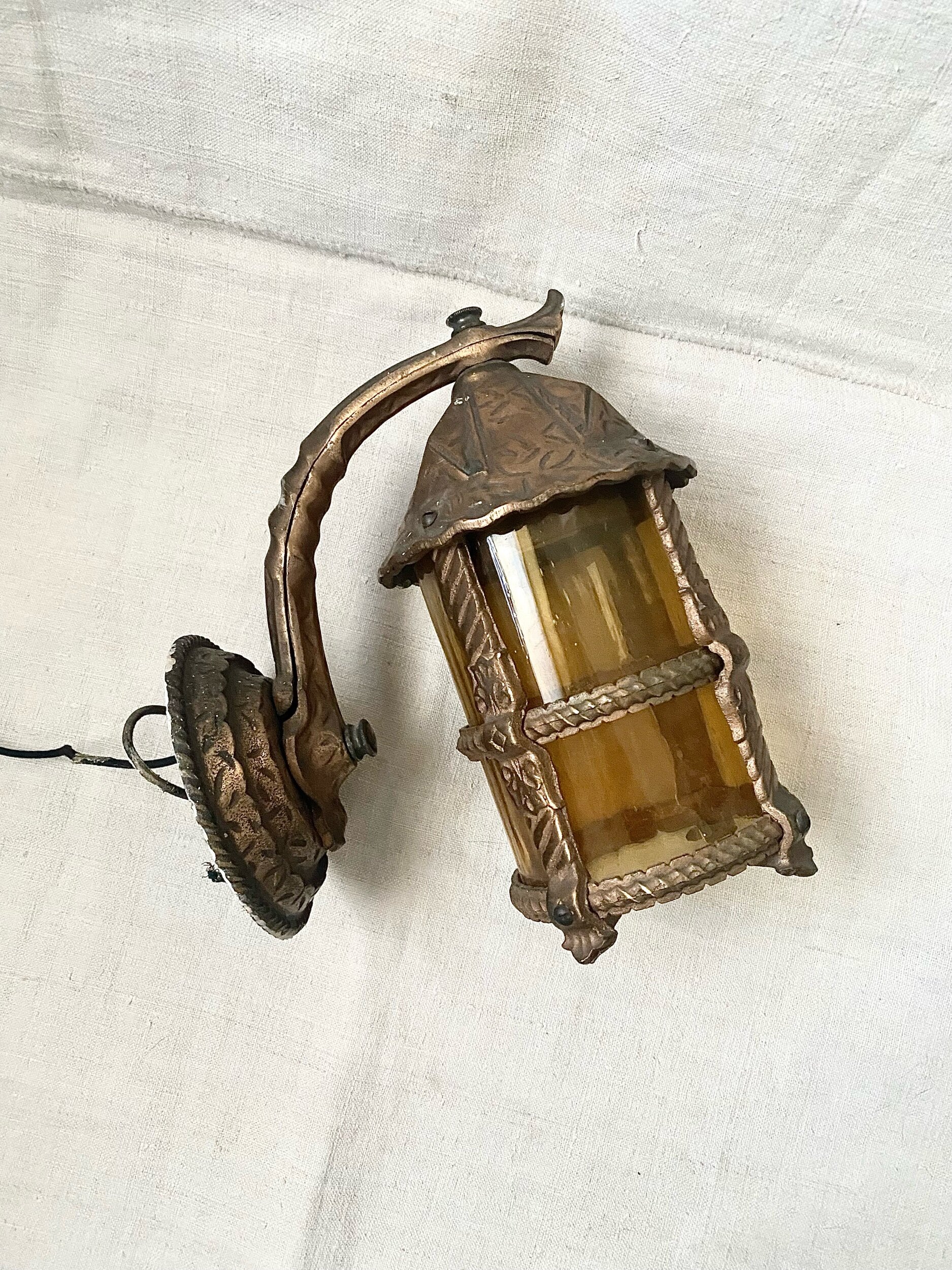 E1F4C964-939D-419E-B9F9-3EF3A0536733