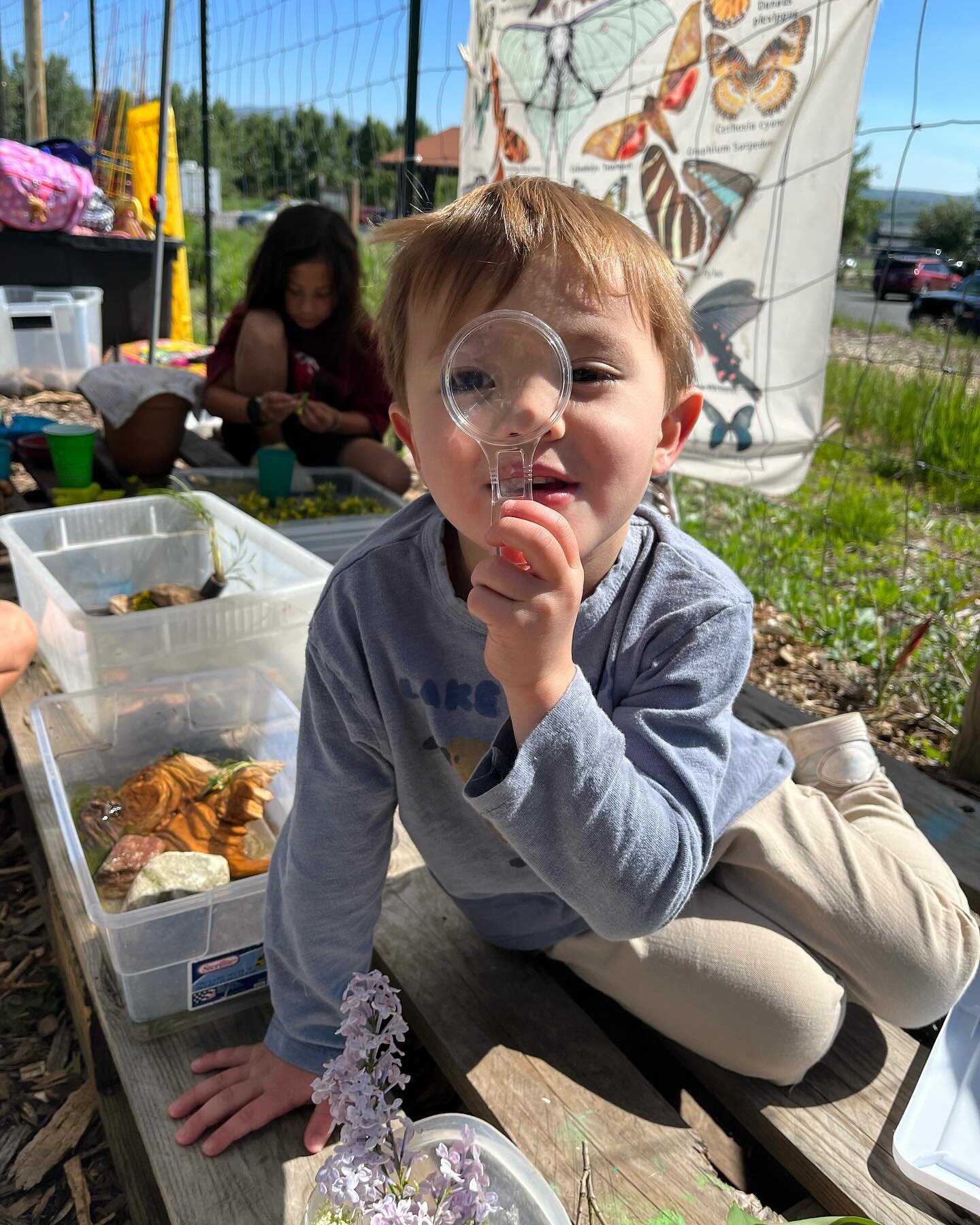 Who&rsquo;s ready for camp? Sign your child up now for cooking, gardening, arts &amp; crafts and more every week, June 10th - August 9th. &iquest;Qui&eacute;n est&aacute; listo para el campamento? Inscriba a su hijo/a ahora para cocinar, hacer jardin