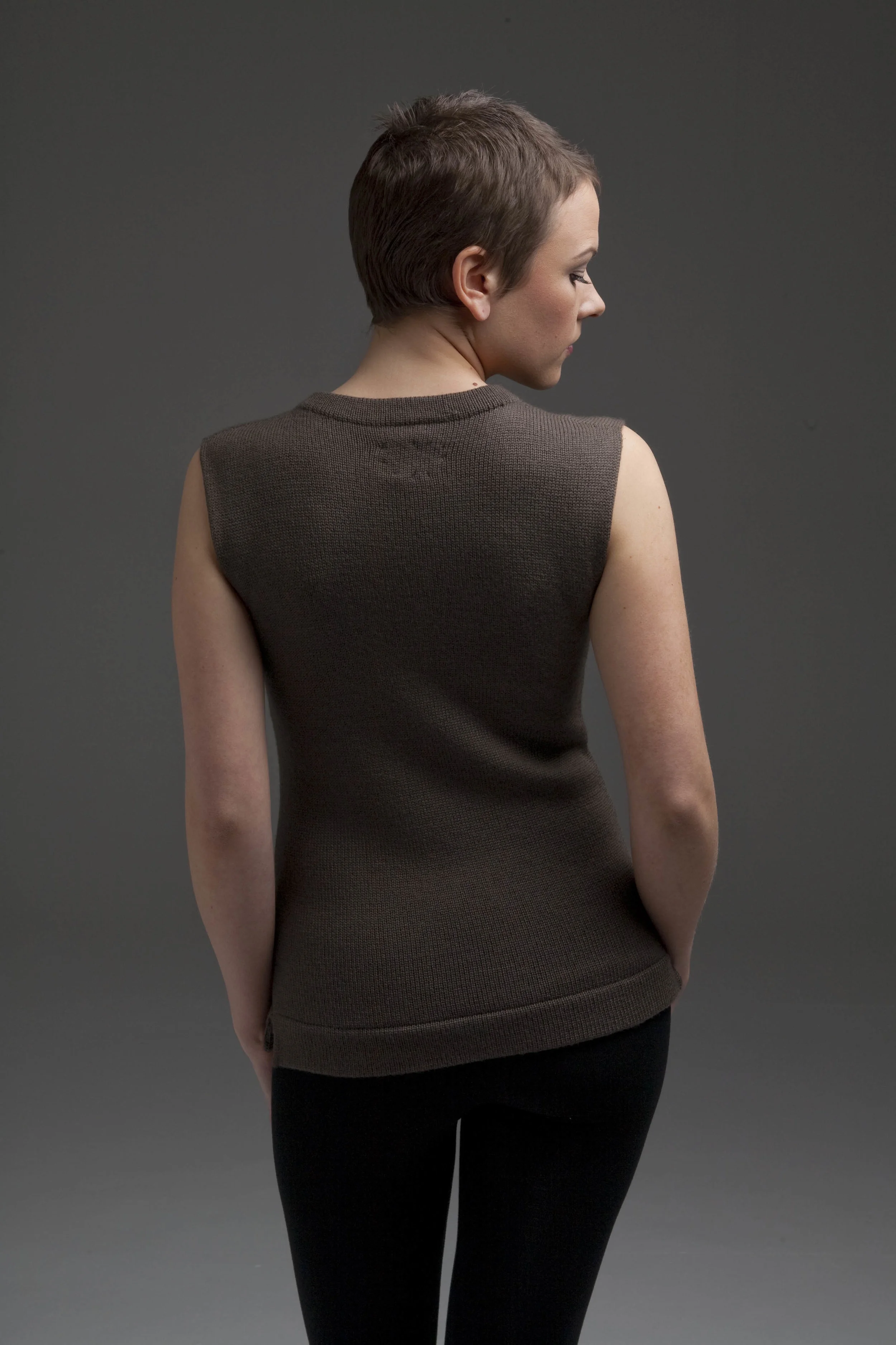 fibre-red-plain-vest-2.jpg
