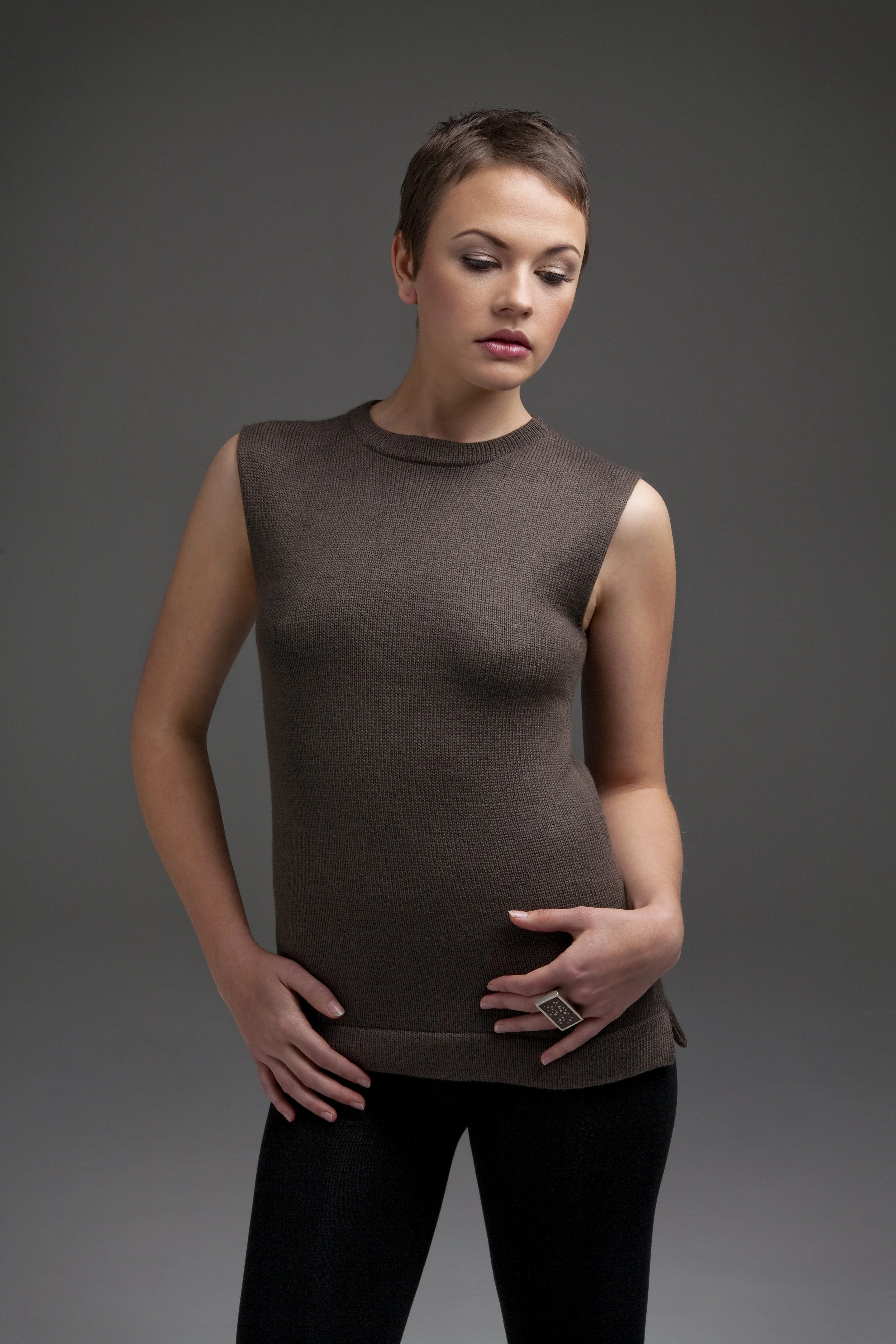 fibre-red-plain-vest-1.jpg